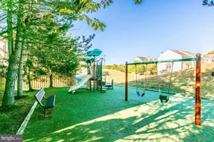 7719 Markham Grant Ln, Alexandria, VA 22315 - Photo 34