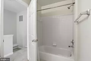 7719 Markham Grant Ln, Alexandria, VA 22315 - Photo 16