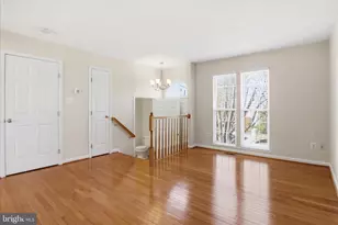 7719 Markham Grant Ln, Alexandria, VA 22315 - Photo 4