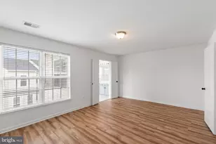 2372 Woodland Pond Ln, Herndon, VA 20171 - Photo 36