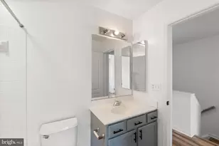 2372 Woodland Pond Ln, Herndon, VA 20171 - Photo 44