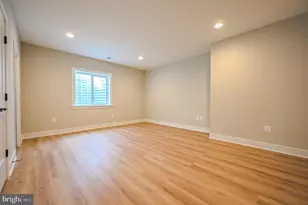 2424 Carey Ln, Vienna, VA 22181 - Photo 30