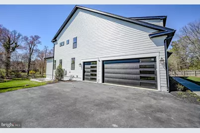 2424 Carey Lane, Vienna, VA 22181 - Photo 6