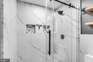 4480 Market Commons Dr, Fairfax, VA 22033 - Photo 14