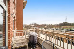 4480 Market Commons Dr, Fairfax, VA 22033 - Photo 18