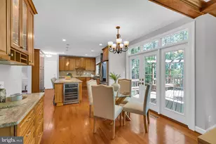 9701 Tree Hollow Ct, Fairfax Station, VA 22039 - Photo 4