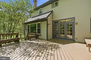 9701 Tree Hollow Ct, Fairfax Station, VA 22039 - Photo 16