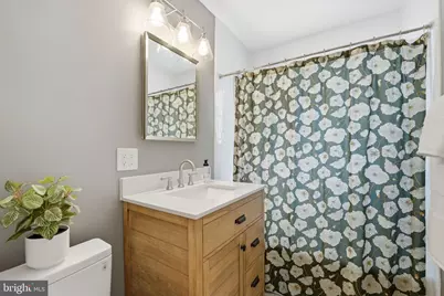 7107 Woodley Lane, Falls Church, VA 22042 - Photo 14