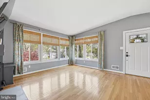 7107 Woodley Ln, Falls Church, VA 22042 - Photo 6