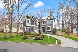 118 Oak St SW, Vienna, VA 22180 - Photo 4