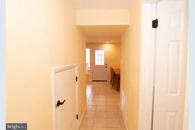 404 Talahi Road SE, Vienna, VA 22180 - Photo 8