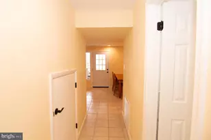 404 Talahi Rd SE, Vienna, VA 22180 - Photo 8