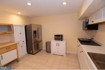 404 Talahi Road SE, Vienna, VA 22180 - Photo 14