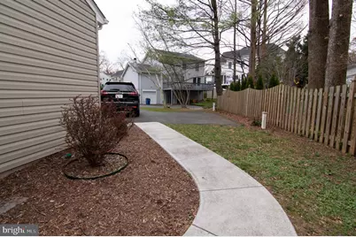 404 Talahi Road SE, Vienna, VA 22180 - Photo 26