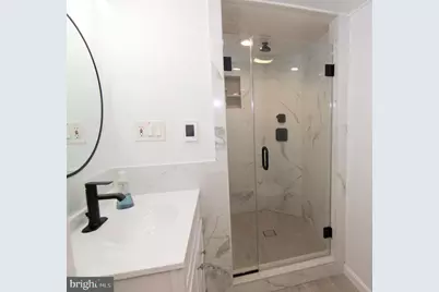 404 Talahi Road SE, Vienna, VA 22180 - Photo 4