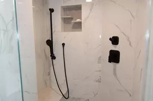 404 Talahi Rd SE, Vienna, VA 22180 - Photo 6