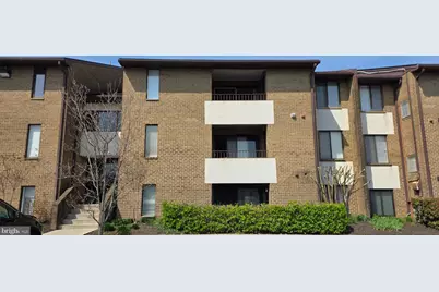 509 Florida Avenue #T4, Herndon, VA 20170 - Photo 2