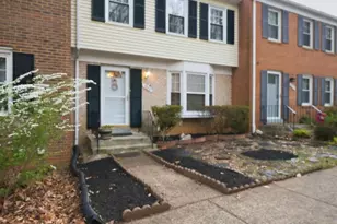5672 Kirkham Ct, Springfield, VA 22151 - Photo 2