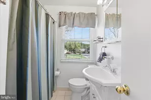 100 Tapawingo Rd SE, Vienna, VA 22180 - Photo 18