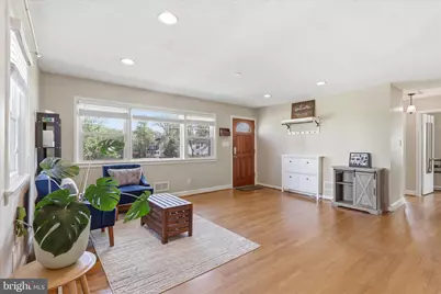 100 Tapawingo Road SE, Vienna, VA 22180 - Photo 8