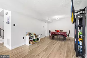 14004 Walter Bowie Ln, Centreville, VA 20121 - Photo 8