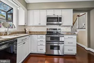 7801 Blue Jasmine Ct, Springfield, VA 22153 - Photo 12