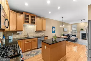 7677 Henry Knox Dr, Lorton, VA 22079 - Photo 24