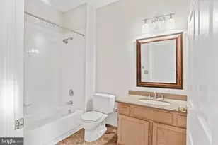 14300 Rosy Ln, Centreville, VA 20121 - Photo 26