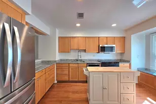 5939 Heatherwood Ct, Alexandria, VA 22310 - Photo 4