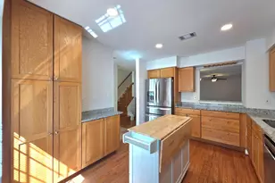 5939 Heatherwood Ct, Alexandria, VA 22310 - Photo 6