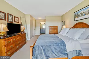 5901 Mt Eagle Dr, Alexandria, VA 22303 - Photo 20