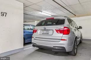 5901 Mt Eagle Dr, Alexandria, VA 22303 - Photo 32