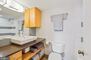 5901 Mt Eagle Dr, Alexandria, VA 22303 - Photo 28