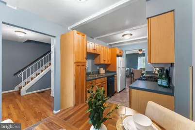 14710 Bentley Square, Centreville, VA 20120 - Photo 16