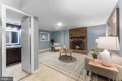 14710 Bentley Square, Centreville, VA 20120 - Photo 32