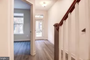 13927 Airfoil Rd, Herndon, VA 20171 - Photo 4