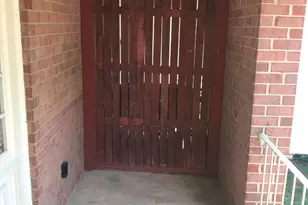 5911 Prince James Dr, Springfield, VA 22152 - Photo 8