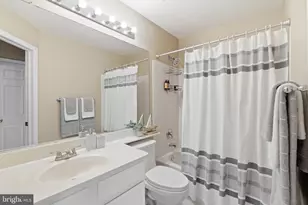 5146 Ballycastle Cir, Alexandria, VA 22315 - Photo 36