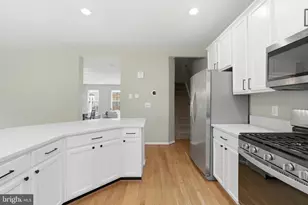 5146 Ballycastle Cir, Alexandria, VA 22315 - Photo 22