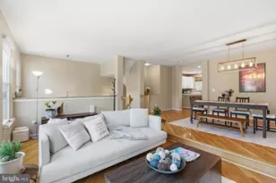 5146 Ballycastle Cir, Alexandria, VA 22315 - Photo 8