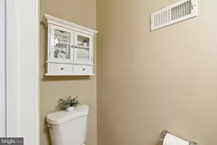 5146 Ballycastle Cir, Alexandria, VA 22315 - Photo 42