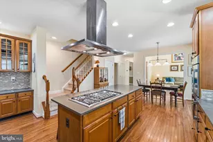 10582 Canterberry Rd, Fairfax Station, VA 22039 - Photo 16