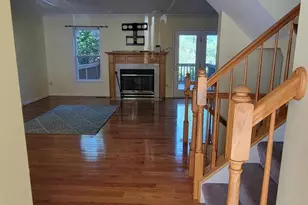 6203 Abbottsbury Row, Alexandria, VA 22315 - Photo 4