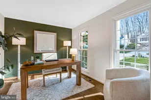 6107 Lundy Pl, Burke, VA 22015 - Photo 14