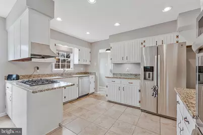 8203 Galahad Court, Annandale, VA 22003 - Photo 12