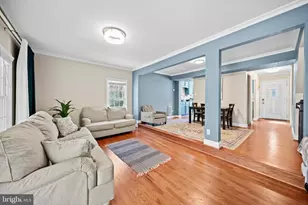 4469 Holly Ave, Fairfax, VA 22030 - Photo 12