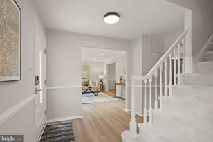 2592 John Milton Dr, Herndon, VA 20171 - Photo 8