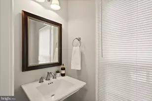 2592 John Milton Dr, Herndon, VA 20171 - Photo 28