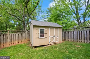 2592 John Milton Dr, Herndon, VA 20171 - Photo 62