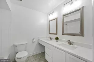 4136 Meadow Hill Ln, Fairfax, VA 22033 - Photo 28